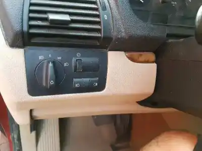 Veículo de Sucata bmw x5 (e53) 3.0d do ano 2002 alimentado 306d1