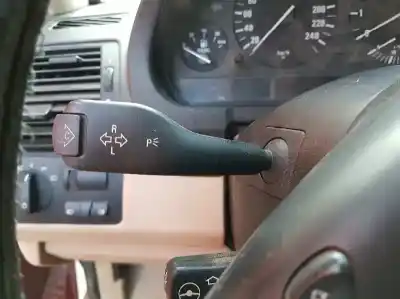 Veículo de Sucata bmw x5 (e53) 3.0d do ano 2002 alimentado 306d1