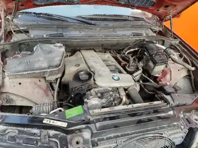 Veículo de Sucata bmw x5 (e53) 3.0d do ano 2002 alimentado 306d1