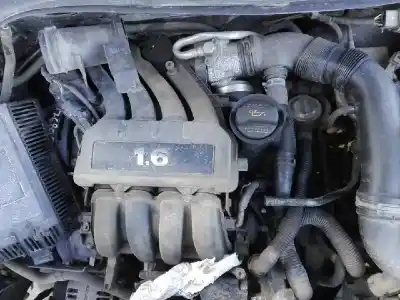 Veículo de Sucata volkswagen golf v (1k1) 1.6 do ano 2004 alimentado bgu