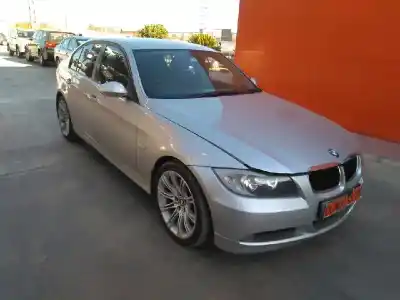 Vehicul casat bmw serie 3 berlina (e90) 320d al anului 2006 alimentat 204d4