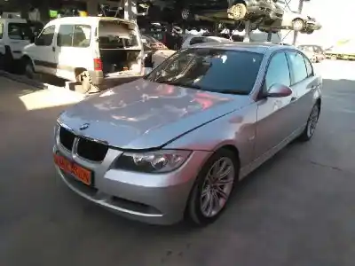 Vehicul casat bmw serie 3 berlina (e90) 320d al anului 2006 alimentat 204d4