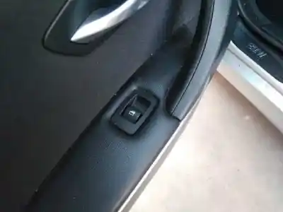 Vehicul casat bmw serie 3 berlina (e90) 320d al anului 2006 alimentat 204d4