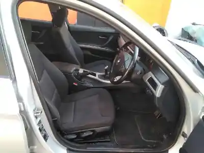 Vehicul casat bmw serie 3 berlina (e90) 320d al anului 2006 alimentat 204d4