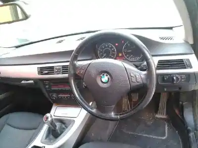 Vehicul casat bmw serie 3 berlina (e90) 320d al anului 2006 alimentat 204d4