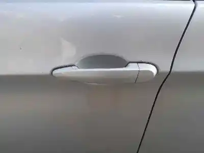 Vehicul casat bmw serie 3 berlina (e90) 320d al anului 2006 alimentat 204d4