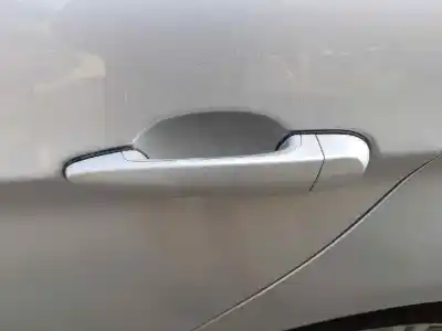 Vehicul casat bmw serie 3 berlina (e90) 320d al anului 2006 alimentat 204d4