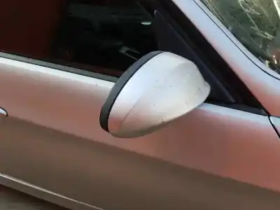 Vehicul casat bmw serie 3 berlina (e90) 320d al anului 2006 alimentat 204d4