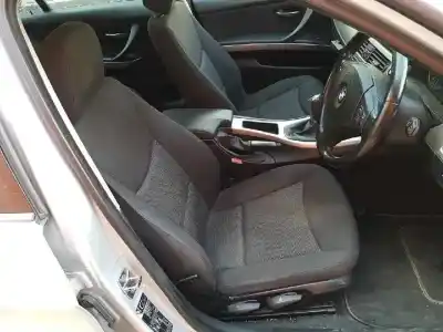 Vehicul casat bmw serie 3 berlina (e90) 320d al anului 2006 alimentat 204d4