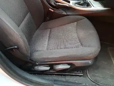 Vehicul casat bmw serie 3 berlina (e90) 320d al anului 2006 alimentat 204d4