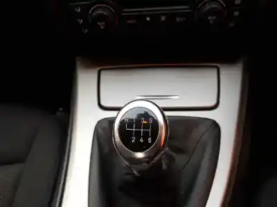 Vehicul casat bmw serie 3 berlina (e90) 320d al anului 2006 alimentat 204d4