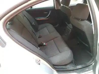 Vehicul casat bmw serie 3 berlina (e90) 320d al anului 2006 alimentat 204d4