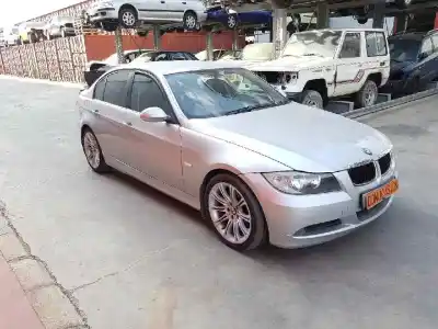 Vehicul casat bmw serie 3 berlina (e90) 320d al anului 2006 alimentat 204d4