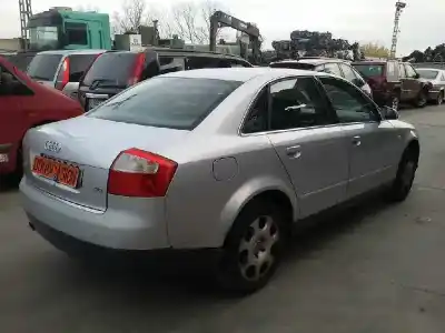 Veículo de Sucata audi a4 berlina (8e) 2.0 20v cat (alt) do ano 2001 alimentado alt