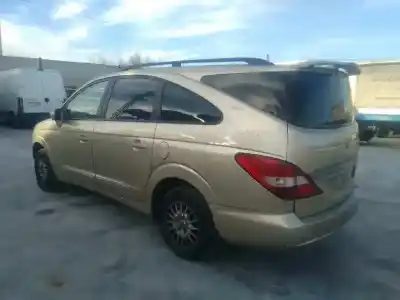 Veicolo di demolizione ssangyong rodius xdi dell'anno 2006 alimentato d27dt