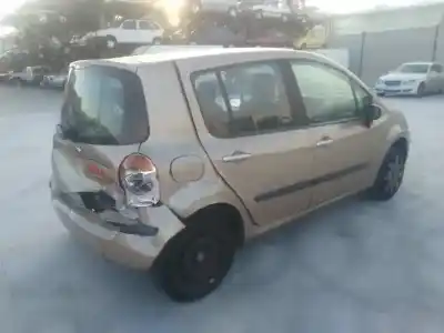 Scrapping Vehicle renault modus pack authentique of the year 2005 powered d4f740