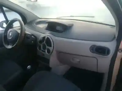 Scrapping Vehicle renault modus pack authentique of the year 2005 powered d4f740