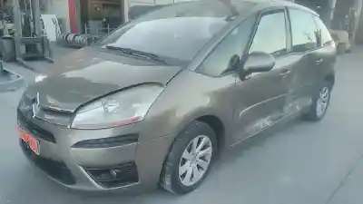 Veículo de Sucata citroen c4 picasso sx do ano 2007 alimentado 9hy