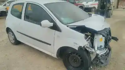 Veículo de Sucata RENAULT TWINGO Dynamique do ano 2009 alimentado K9K740