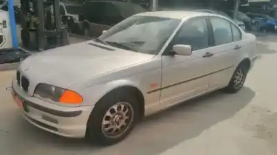 Veículo de Sucata bmw serie 3 berlina (e46) 320d do ano 1999 alimentado 204d1