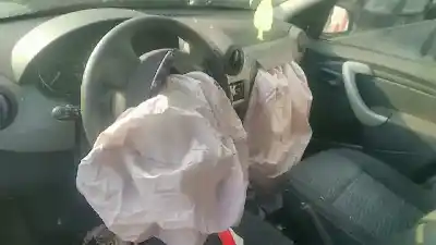 Veículo de Sucata dacia logan ii ambiance do ano 2010 alimentado d4f732