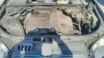 Veículo de Sucata audi a4 avant (8e) 2.0 tdi do ano 2005 alimentado blb