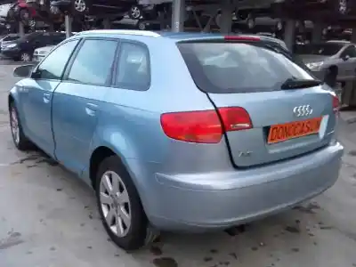 Veículo de Sucata audi a3 sportback (8pa) 2.0 tdi 16v do ano 2004 alimentado bkd
