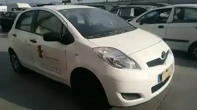Veículo de Sucata TOYOTA YARIS (_P9_) 1.4 D-4D (NLP90_) do ano 2010 alimentado 1ND-TV