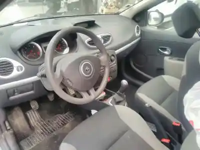Здавання транспортного засобу renault clio iii (br0/1, cr0/1) 1.5 dci (br17, cr17) року 2011 потужний k9k766