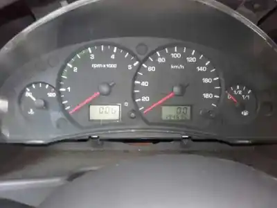 Veículo de Sucata ford transit caja cerrada, larga (fy) (2000 =>) ft 350 2.4 express-line do ano 2004 alimentado fxfa