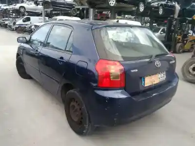 Vehicul casat toyota corolla (e12) 2.0 d-4d linea sol berlina al anului 2002 alimentat 1cdftv