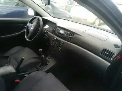 Vehicul casat toyota corolla (e12) 2.0 d-4d linea sol berlina al anului 2002 alimentat 1cdftv