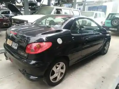 Veículo de Sucata peugeot 206 cc (2d) 1.6 16v (2dnfuf, 2dnfur) do ano 2005 alimentado nfu
