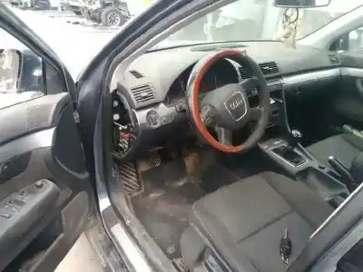 Veículo de Sucata audi a4 berlina (8e) 2.0 tdi 16v (103kw) do ano 2005 alimentado blb