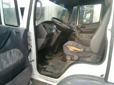 Veicolo di demolizione nissan atleon camion 3.0 d || 125 cv / 92 kw dell'anno 2000 alimentato bd30d