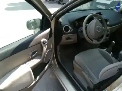 Scrapping Vehicle renault clio iii luxe privilege of the year 2006 powered k4j780