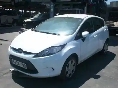 Sloopvoertuig ford fiesta vi (cb1, ccn) 1.25 van het jaar 2010 aangedreven snja