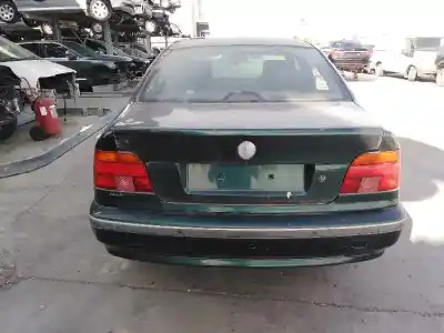 Veículo de Sucata bmw serie 5 berlina (e39) 525tds do ano 1997 alimentado 256t1