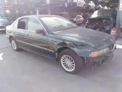 Veículo de Sucata bmw serie 5 berlina (e39) 525tds do ano 1997 alimentado 256t1