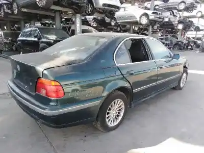 Veículo de Sucata bmw serie 5 berlina (e39) 525tds do ano 1997 alimentado 256t1