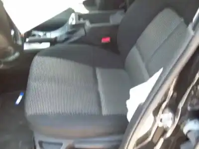 Sloopvoertuig peugeot 407 st sport van het jaar 2006 aangedreven rhr