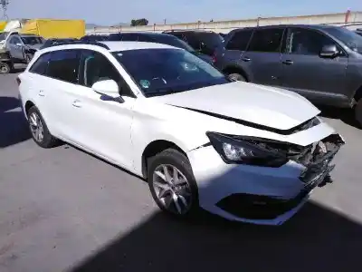 Veículo de Sucata SEAT LEON SPORTSTOURER (KL8) 2.0 TDI do ano 2021 alimentado DTTC