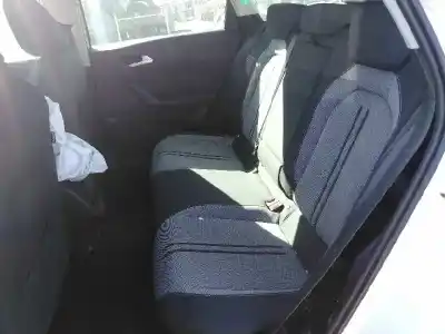 Veículo de Sucata seat leon sportstourer (kl8) 2.0 tdi do ano 2021 alimentado dttc