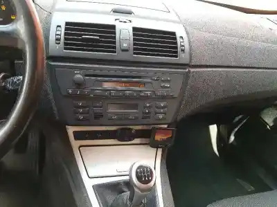 Veículo de Sucata bmw x3 (e83) 2.0 d do ano 2004 alimentado 204d4