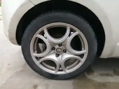 Veículo de Sucata alfa romeo mito (145) 1.3 jtd cat do ano 2011 alimentado 199b1000