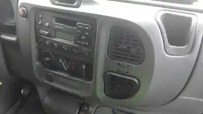 Sloopvoertuig ford transit caja cerrada, larga (fy) (2000 =>) ft 330 2.4 90 cv / 66 kw van het jaar 2001 aangedreven d2fa