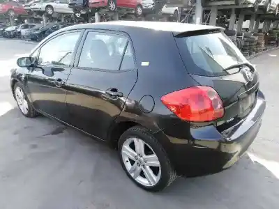 Veículo de Sucata toyota auris 2.2 d-cat do ano 2007 alimentado 2ad