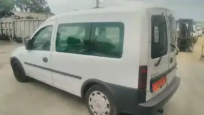 Sloopvoertuig opel combo tour van het jaar 2006 aangedreven z13dt