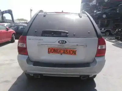 Veicolo di demolizione kia sportage 2.0 crdi dell'anno 2007 alimentato d4ea