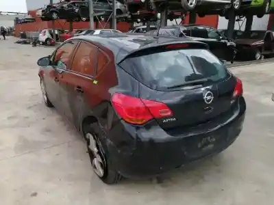 Veículo de Sucata opel astra j (p10) 1.7 cdti (68) do ano 2012 alimentado a17dtr